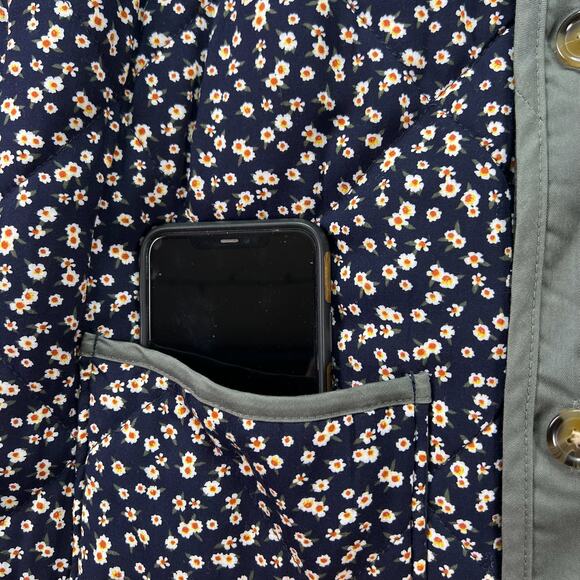 BLANKNYC Reversible Quilted Jacket XS Olive Navy Ditsy Floral Boxy Button Front - Picture 15 of 16